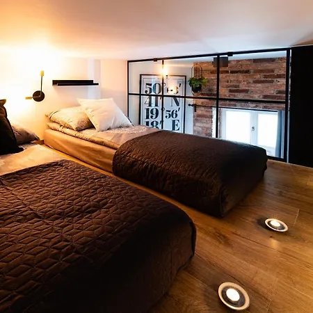 Large 75 M2 Apartment For 6 Guests Next To Wawel Castle Cracovia Esterno foto